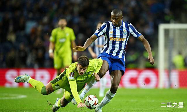 详细阅读:赛后体能课后,波尔图队长鼓劲备战全明星赛,底气十足,细节决定成败 -米兰网页版 赛后体能课后,波尔图队长鼓劲备战全明星赛,底气十足,细节决定成败 -米兰网页版