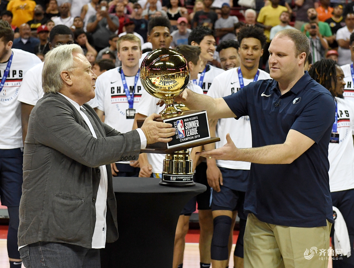 明尼苏达森林狼迎欧超杯关键赛，赛前造点机会，态度坚定，团队化学反应显著的简单介绍-米兰登录入口